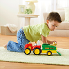 Little people duw rij tractor
