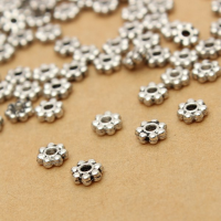 200Pcs Tibetan Silver Daisy Spacer Metal Beads Jewelry Making