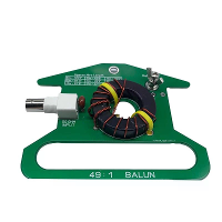 49:1 Balun Transformator HF Ontvangstantenne BNC Vrouwelijke Connector 5 35MHz Frequentiebereik 50W Vermogen Lichtgewich