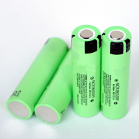 4Pcs Ncr 18650pf 3.7V 2900mah Rechargeable Lithium Battery