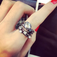 4Pcs Retro Gun Black Rhinestone Rhombus Square Above Knuckle Rings Set