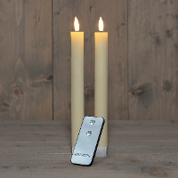 Led kaarsen/dinerkaarsen   2x st   ivoor wit   ribbel   23 cm   3D vlam   afstandsbediening