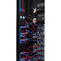 APC Switched Rack PDU 400V   16A ups