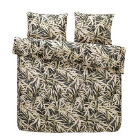 At Home by Beddinghouse dekbedovertrek Hy Spy   groen   200x200/220 cm   Leen Bakker