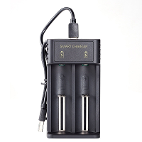2 Slots 18650 Batterijlader Type C voor 4.2V oplaadbare Lithium 10440/14500/14650/16340/17500/17670/18350/18500/18650/26