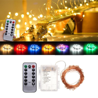 Batterij aangedreven 10M 100LEDs waterdichte koperdraad Fairy String Light voor Kerstmis + afstandsbediening Kerstversie