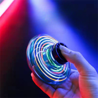 Vliegende ballenspeelgoed Magic Spinner Flight Gyro UFO Drone Aircraft inductie Gyroscope Decompressiespeelgoed Kids Chi