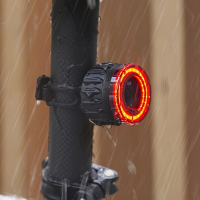 X TIGER Slimme Fietsachterlicht Lichtgevoelige Rem Lange Batterijduur IPX5 Waterdicht 6 Lichtstanden Aluminiumlegering F
