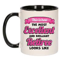 Cadeau koffie/thee mok   excellent gepensioneerde   zwart   keramiek   300 ml
