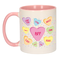 Cadeau koffiemok voor bff   hartjes snoepjes   roze   verjaardag kado   vrienden/vriendin