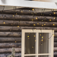 Bellatio Decorations ijspegelverlichting   180 leds   warm wit   6 mtr   kerstverlichting