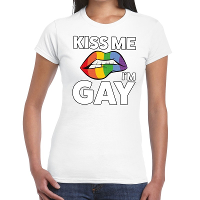 Kiss me I am gay t shirt wit dames