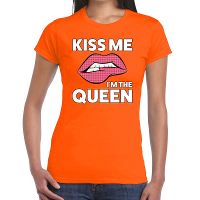 Kiss me i am the Queen t shirt oranje dames