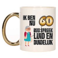 Verjaardag cadeau mok 60 jaar   luid en duidelijk oma   goud   300 ml   Keramiek