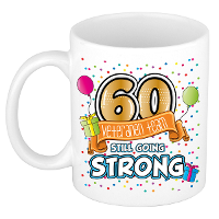 Verjaardag cadeau mok 60 jaar   wit   veteranen team   300 ml   keramiek