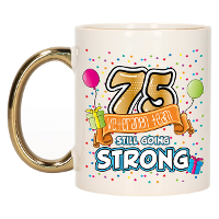Verjaardag cadeau mok 75 jaar   goud   veteranen team   300 ml   keramiek
