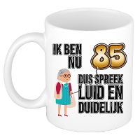 Verjaardag cadeau mok 85 jaar   luid en duidelijk oma   bruin   300 ml   Keramiek