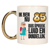 Verjaardag cadeau mok 85 jaar   luid en duidelijk oma   goud   300 ml   Keramiek