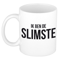 Verjaardag cadeau mok   zwart   de slimste   300 ml   keramiek