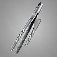 Betrouwbare titanium pincet met compact ontwerp voor buitensporten en dagelijkse benodigdheden
