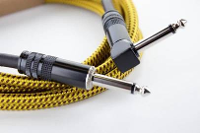 Cordial 14775 Jackplug Instrumenten Aansluitkabel [1x Jackplug male 6,3 mm (mono)   1x Jackplug male 6,3 mm (mono)] 1.50 M Zwart, Geel Textielmantel
