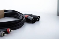 Cordial EU 1,5 MC XLR Verbindingskabel [2x XLR stekker 3 polig   2x Cinch stekker] 1.50 M Zwart