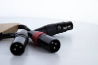 Cordial EY 0,3 FMM XLR Y adapter [1x XLR bus 3 polig   2x XLR stekker 3 polig] 0.30 M Zwart