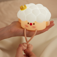 Creatieve Mini Schattige Kleine Prins Cartoon Peer vormige Pat Licht Slaapkamer Lamp Zachte Silicone Oplaadbare Sfeerlic