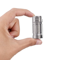 CYANSKY M3 Mini Titanium LED zaklamp 700 lumen 5 modi EDC sleutelhanger zaklampen met oplaadbare batterij IP68 waterdich