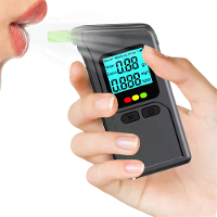 Draagbare blaastester met LED display Professionele ademalcoholtester voor privé en professioneel gebruik in de auto of