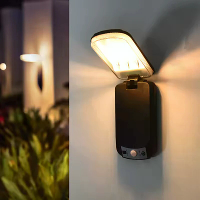 Elfeland Zonne energie Buitenwandlamp Afstandsbediening Waterproof 3 Verlichtingsmodi Energiebesparende Balkon Tuin Deco