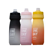 ESLNF 760ml Fietswaterfles Lekbestendig Knijpbaar Geïsoleerd Fietsketel voor Buiten Fietsen Sporten Wandelen