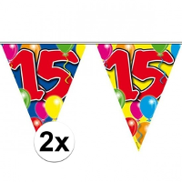 15 Jaar verjaardag vlaggenlijn/vlaggetjes   2x   kunststof   10 meter   eenzijdig
