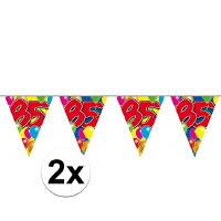 Vlaggenlijn 85 jaar   2x   10 meter   plastic   Leeftijd versiering   85e verjaardag