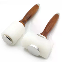 Hamer voor houtbewerking Solid Wood Handgreep Nylon Kop Lichtgewicht Ontwerp voor Stempelen Ponsen Gereedschappen voor a