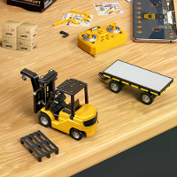 HJ2025 2D RTR 1/64 2.4G Mini RC Auto Legering 2 in 1 Vorkheftruck Kraan Met Trailer Ondersteuning App Afstandsbediening