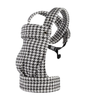 Snug Sling™ – Zacht & Dichtbij – Baby & Peuter draagzak Zwart Wit   Pied de poule | Educatief Speelgoed
