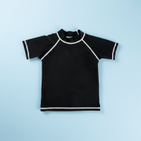 SunnyGuard – Zomers & Beschermend – Anti UV Kinder Zwemshirt met Korte Mouwen 150 (10–11 jaar) / Zwart | Educatief Speelgoed