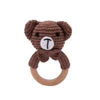 CuddleRattle – Zacht & Speels – Gehaakte Baby Rammelaar met Houten Ring Teddybeer | Educatief Speelgoed