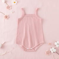 Summer Bodysuit – Luchtig & Comfort – Gebreide Baby Romper Roze / 90 (12–18 maanden) / Witte knop | Educatief Speelgoed