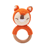 CuddleRattle – Zacht & Speels – Gehaakte Baby Rammelaar met Houten Ring Voss | Educatief Speelgoed