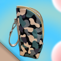 Nurtura – Warm & Onderweg – Draagbare Babyflessenwarmer Camo   Zwart   Rits | Educatief Speelgoed