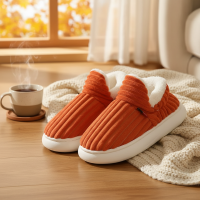 WarmNest – Knuffelzacht & Warm – Anti Slip Pantoffels Oranje / 34/35 (8–10 Jaar) | Educatief Speelgoed