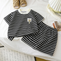 Kids Stripe Outfit – Trendy & Comfort – Zomer Kinder Outfit Zwarte dunne strepen / 90 (6–12 maanden) | Educatief Speelgoed