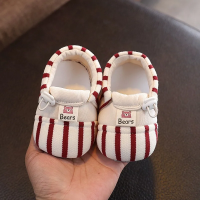 TinyToes – Zacht & Warm – Baby Eerste Schoentjes met Gestreept Design Rood / 12 (6–12 maanden) | Educatief Speelgoed