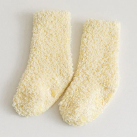 SnuggleBoo – Warm & Zacht – Fleece Babysokken Geel / M (3 – 5 jaar) | Educatief Speelgoed