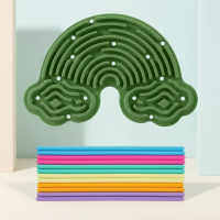 FidgetFrost – Speels & Zacht – Siliconen Busy Board Groene wolk | Educatief Speelgoed