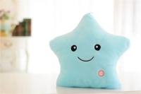 Glow Star Pillow™ – Sterrenpret in bed – Lichtgevend Knuffel kussen Blauwe Ster | Educatief Speelgoed