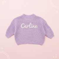 Personalized Baby Sweater – Uniek & Liefdevol – Geborduurde Gepersonaliseerde Baby Trui Paars / 56 (3–6 maanden) | Educatief Speelgoed