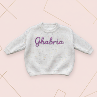 Personalized Baby Sweater – Uniek & Liefdevol – Geborduurde Gepersonaliseerde Baby Trui Gevlekt grijs / 110 (4–5 jaar) | Educatief Speelgoed
